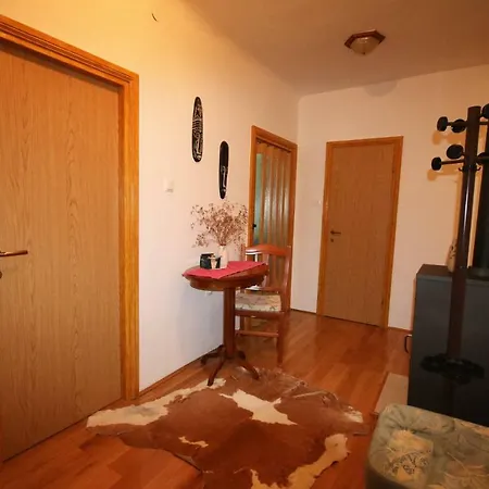 アパート Lorna & Igor Zuvic *