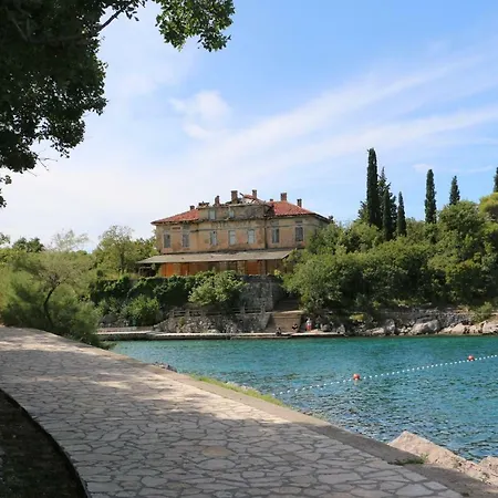 アパート Lorna & Igor Zuvic *