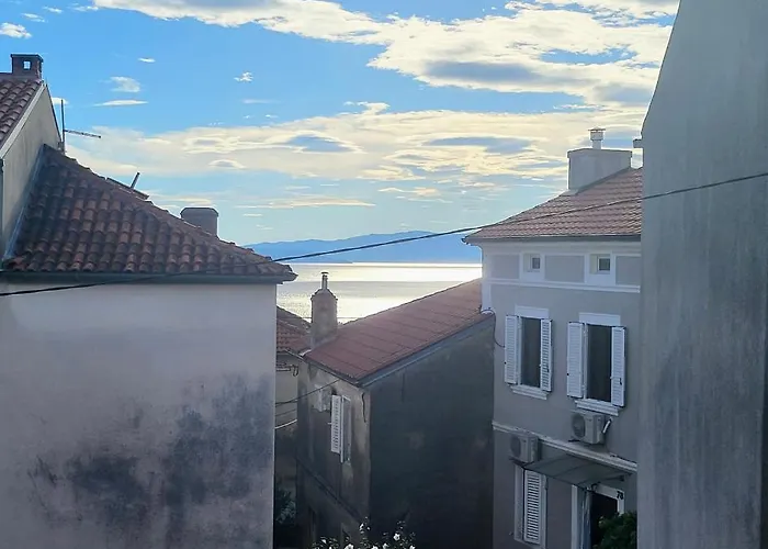 Lorna&igor Zuvic Apartment Omišalj